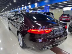 Jaguar XFL