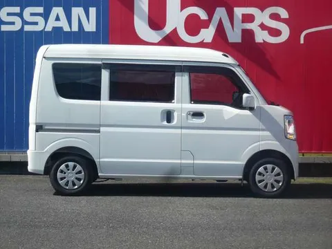 Nissan Clipper