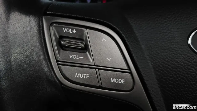 Hyundai Grand Santa Fe (Maxcruz)