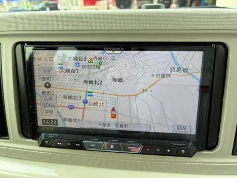 Daihatsu Mira Tocot