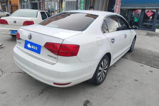 Volkswagen Sagitar