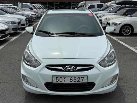 Hyundai Accent
