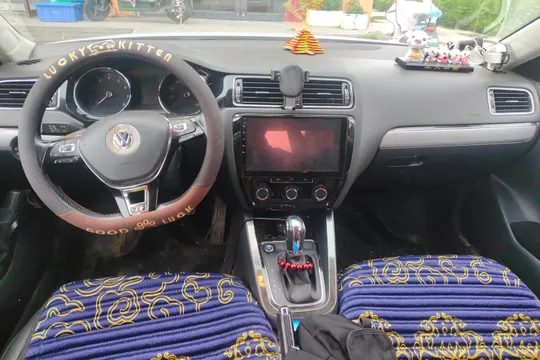 Volkswagen Sagitar