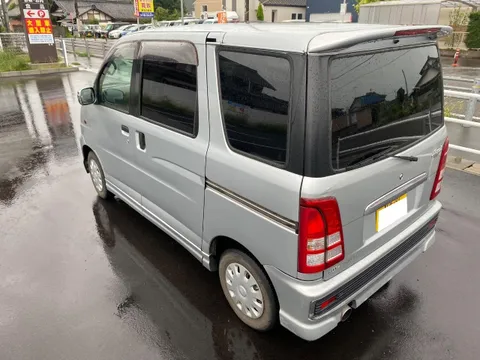 Daihatsu Atrai Wagon