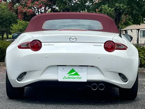Mazda MX-5 (Roadster)