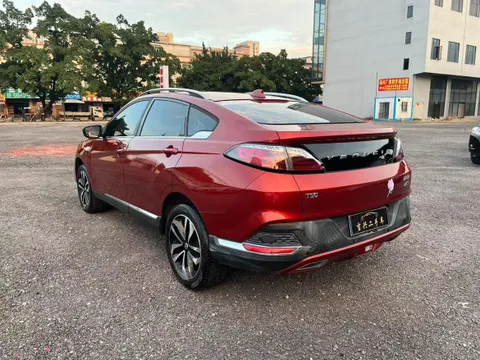 Venucia T90