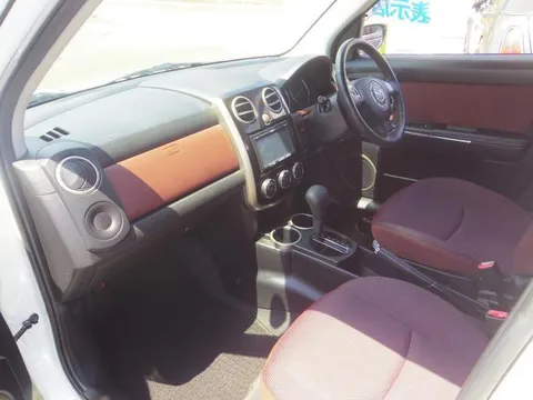 Mazda Verisa