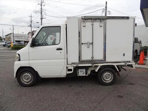 Nissan Clipper Truck