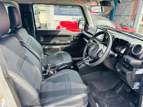 Suzuki Jimny Sierra