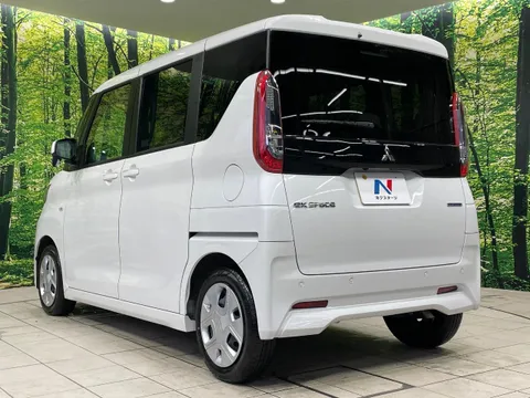 Mitsubishi eK Space