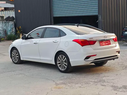 Hyundai Mistra