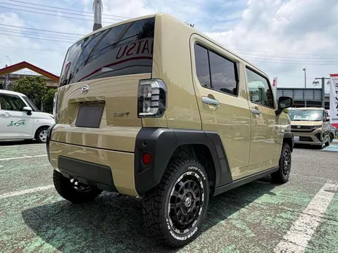Daihatsu Taft