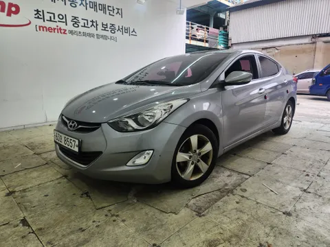 Hyundai Elantra (Avante)