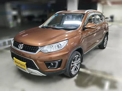 BAIC Senova X35