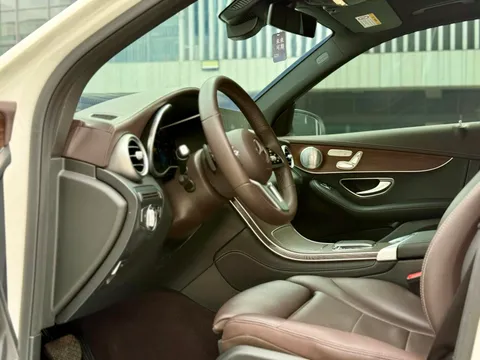 Mercedes-Benz Mercedes-Benz GLC