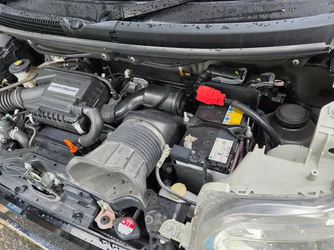 Honda N-BOX Slash