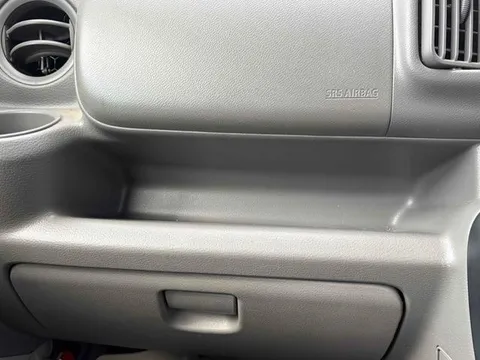Mitsubishi Minicab Van