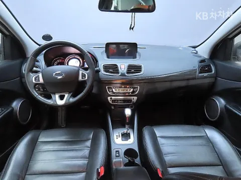 Renault SM3