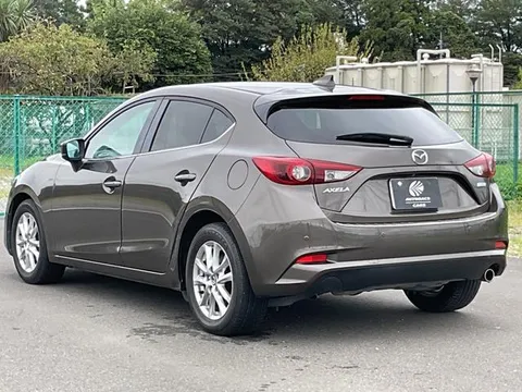 Mazda Axela Sport
