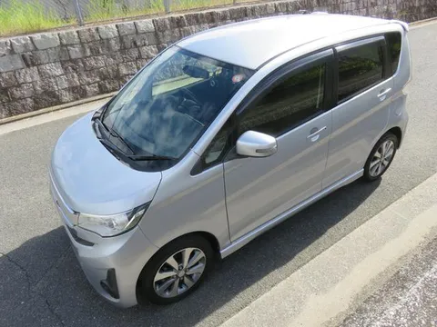 Mitsubishi eK Custom