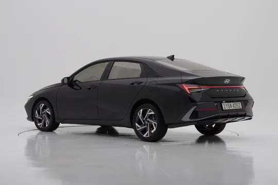 Hyundai Elantra (Avante)