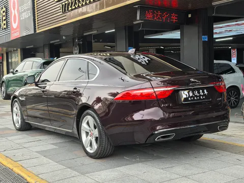 Jaguar XFL