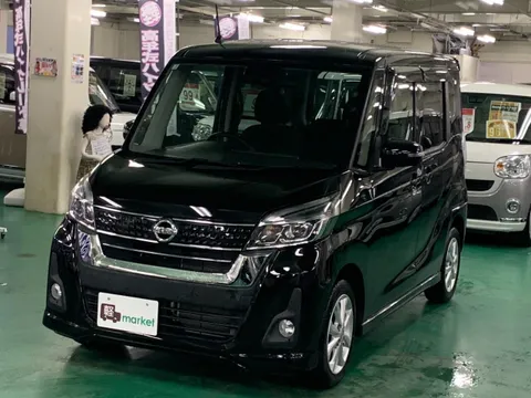 Nissan Dayz Roox