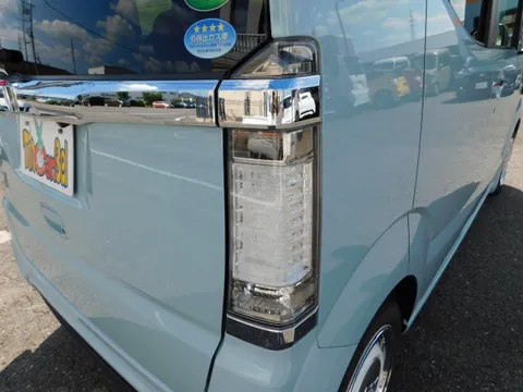 Honda N-BOX Slash