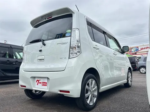 Suzuki Wagon R Stingray