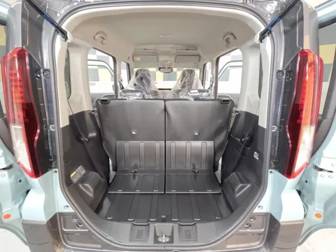 Suzuki Spacia Gear