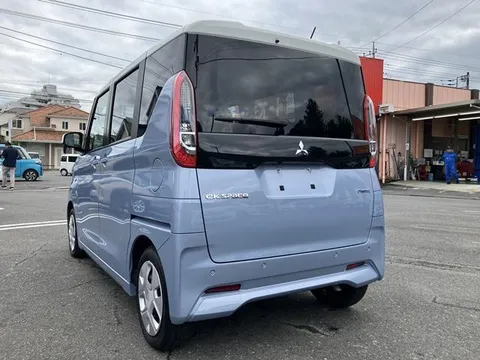 Mitsubishi eK Space
