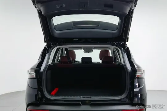 Dongfeng AX7