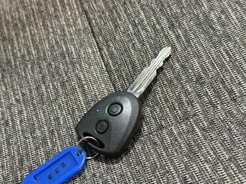 Daihatsu Mira Tocot