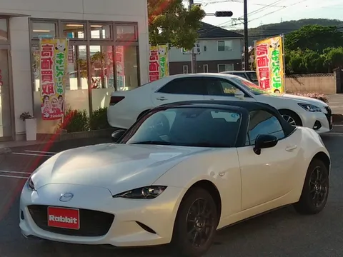 Mazda MX-5 (Roadster)