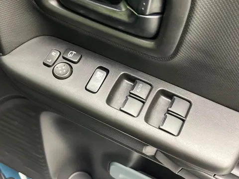 Suzuki Spacia Base