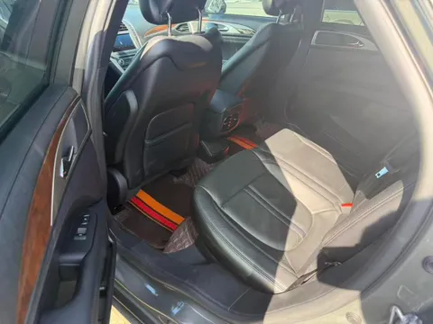 Lincoln MKZ