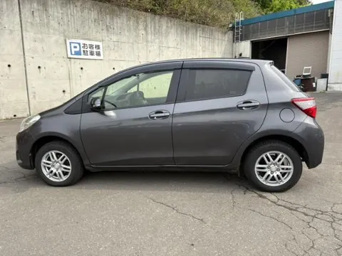 Toyota Yaris (Vitz)