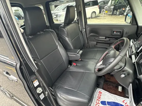 Suzuki Spacia Custom