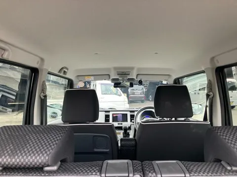 Mazda Flair Crossover