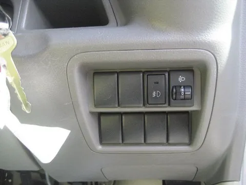 Nissan Clipper Van