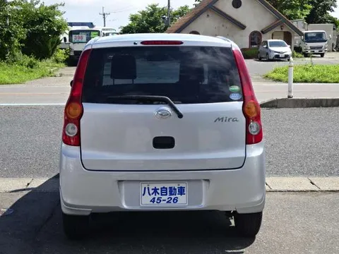 Daihatsu Mira