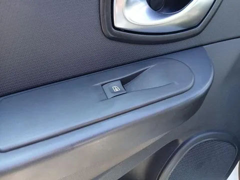 Renault Lutecia