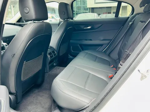 Jaguar XEL