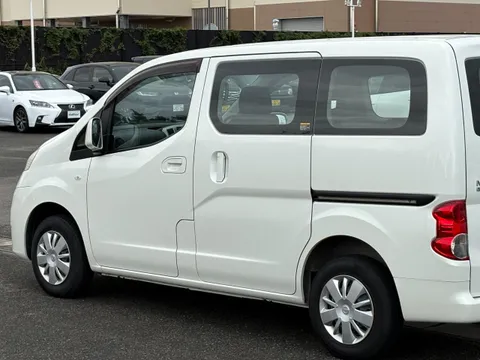 Nissan Vanette