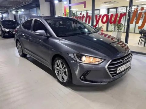 Hyundai Elantra (Avante)