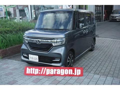 Honda N-BOX Custom