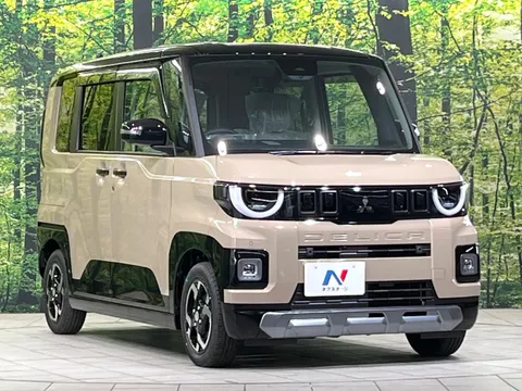 Mitsubishi Delica Mini