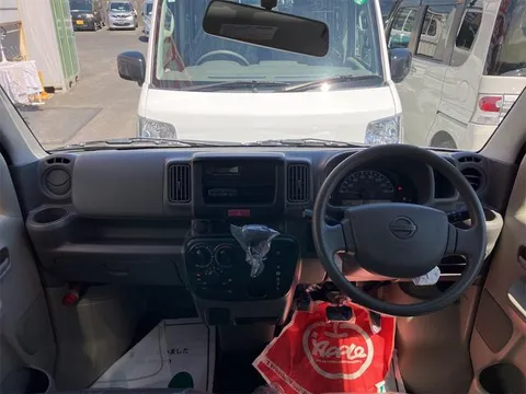 Nissan Clipper