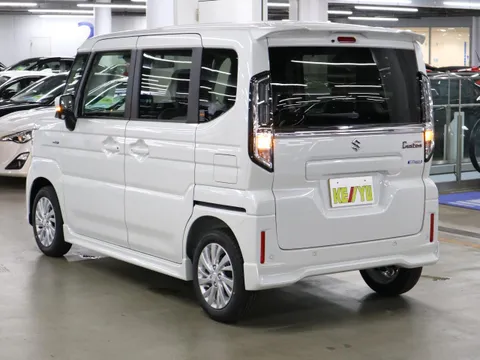 Suzuki Spacia Custom