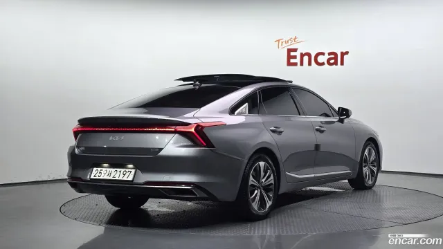 Kia K8